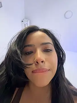 _Emily_Thompson_ Live XXX-chat