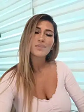 HeleneMonroe Chat XXX live