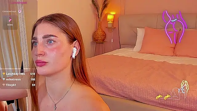 RinaKlark's Live XXX Chat
