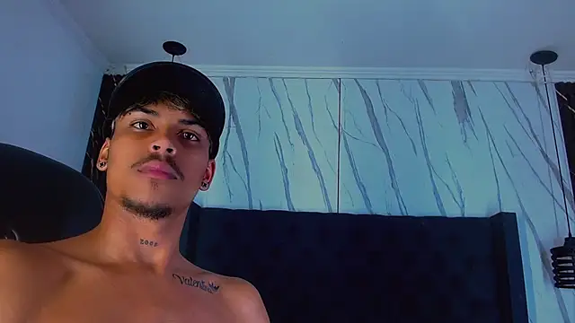 Chatroom XXX en direct de Angel_foxc13