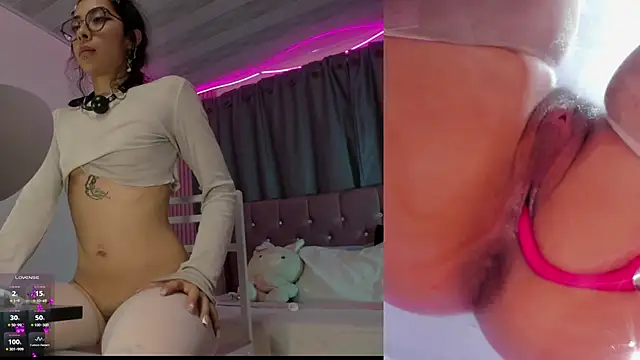 Sarah_Moon1 élő XXX-chatje