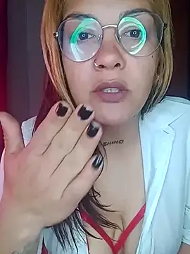 kuramaqueenn Live XXX chat