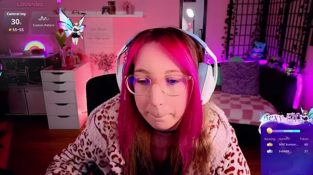 JustKerry's Live XXX Chat