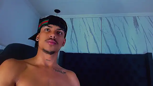 Chat +18 de Angel_foxc13 ao vivo