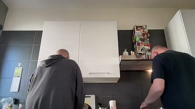 theitalianbear – Naživo XXX chat