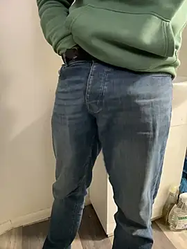 Živý XXX chat beardedviking666