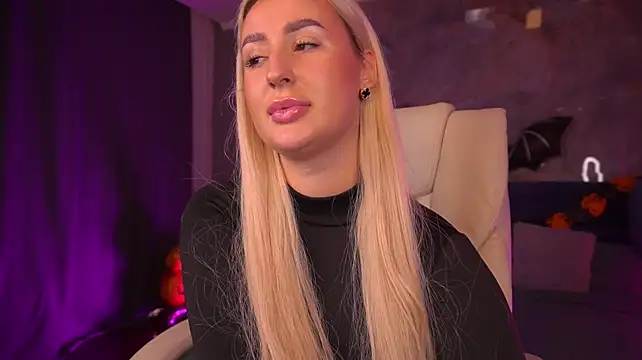 LiaBrazzerr's Live XXX Chat