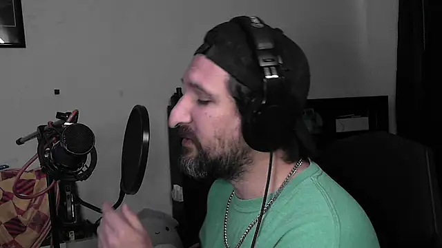 DevilPup75_ Live XXX-chat