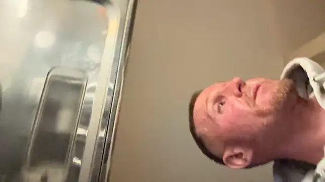 Gayginger86のライブXXXチャット