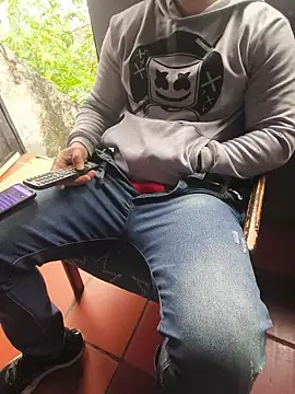 jacson_w8 XXX чат на живо