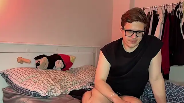 daniel-below Chat XXX live