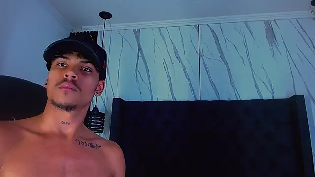 Angel_foxc13: απευθείας συνομιλία ΧΧΧ