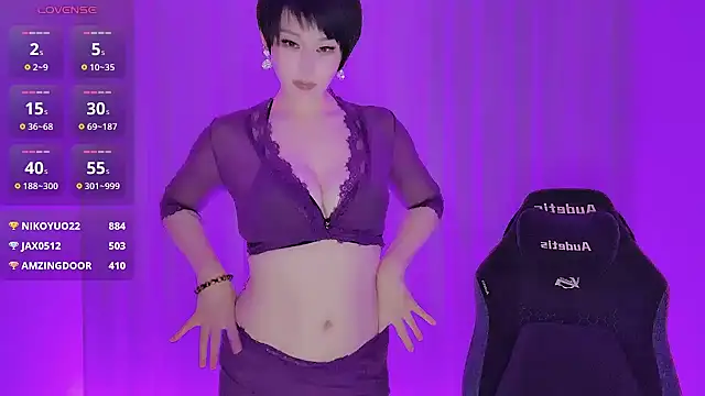 Jinova Chat XXX in diretta