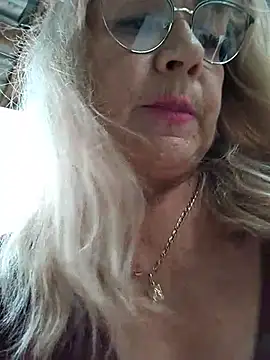 Chat +18 de gentleblonde ao vivo