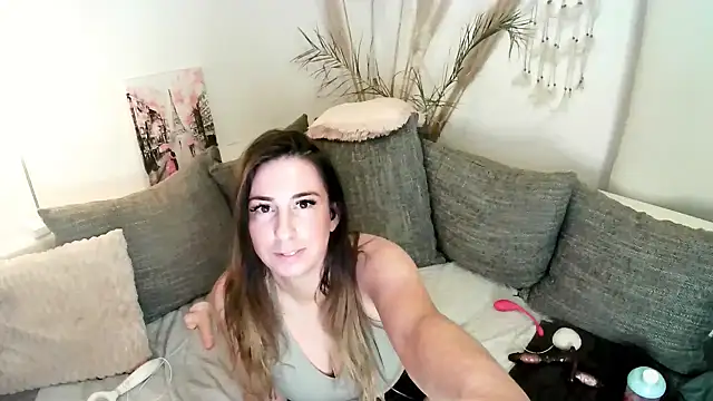 Chat +18 de MissPuschel ao vivo