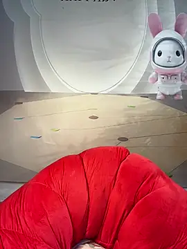 Miuxynh 即時 XXX 聊天