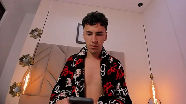 MaxLeons – Naživo XXX chat