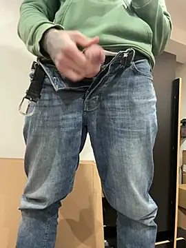 beardedviking666 网络视讯表演