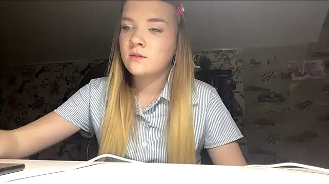VerdaGormly's Live XXX Chat