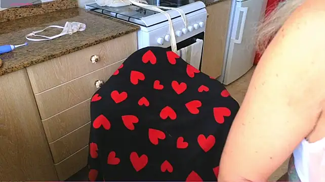 XXX chat uživo modela Lunamix