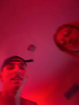 Aidowned live XXX chat