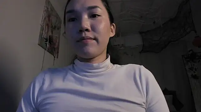 Divine_MadeleineのライブXXXチャット