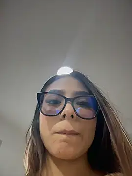 XXX chat uživo modela amira_cute2