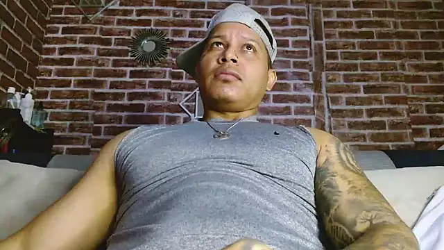 jordan_bigcock_'s Live XXX Chat