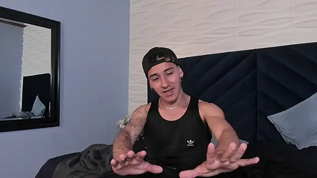 Andy_Joy_ Live XXX-chat