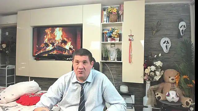 SpartacusDaddy48 Live XXX-chat