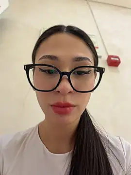 Aria51's Webcam Show
