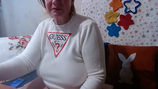 Chat +18 de QueenLana ao vivo
