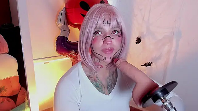 Chat XXX en directo de KuraiBi