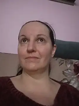 Chatroom XXX en direct de BustyLadyAlma