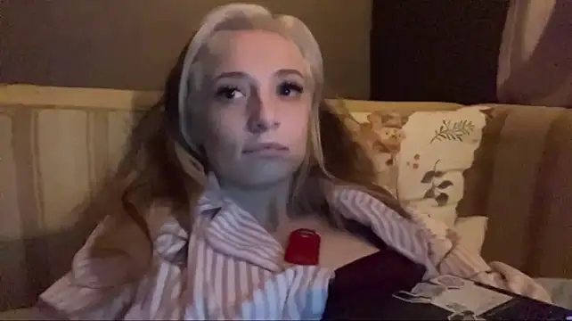 دردشة PriscillaOstlie الجنسية المباشرة