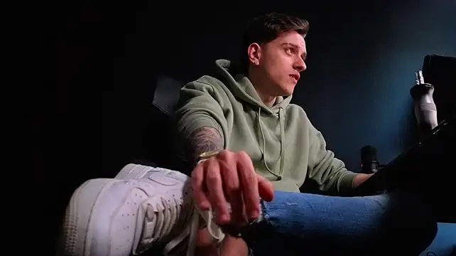 XXX chat uživo modela FelixStarkk