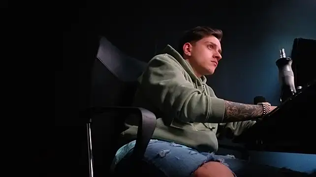 FelixStarkk élő XXX-chatje