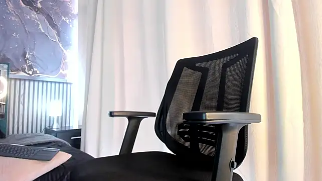 Chatroom XXX en direct de adrian_black86306