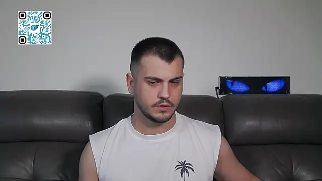CrazyDom1 라이브 XXX 채팅