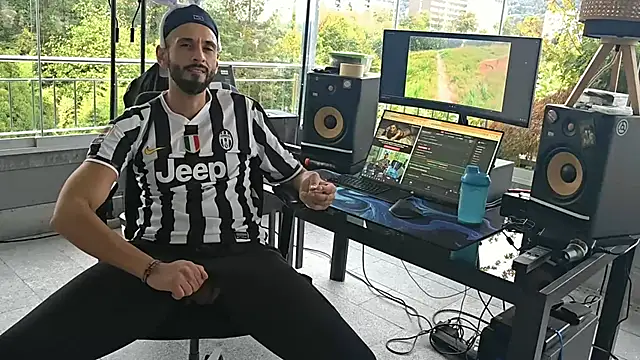 XXX chat uživo modela Dr_Megabyte