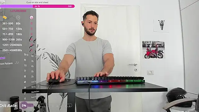 XXX chat uživo modela ZackFraser