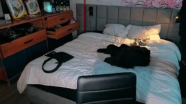 JordanShow Chat XXX live