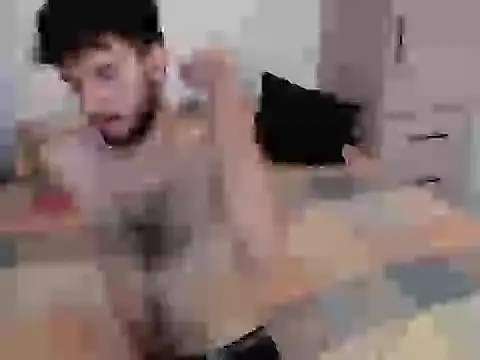 Chat XXX ao vivo de Adrien_polo
