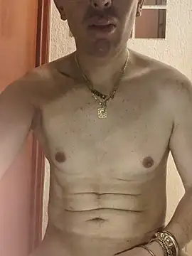 แชท XXX สดของ LucioFer11