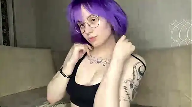 KellePourier Chat XXX in diretta
