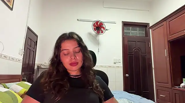 KayleneLoukanis' Live XXX Chat