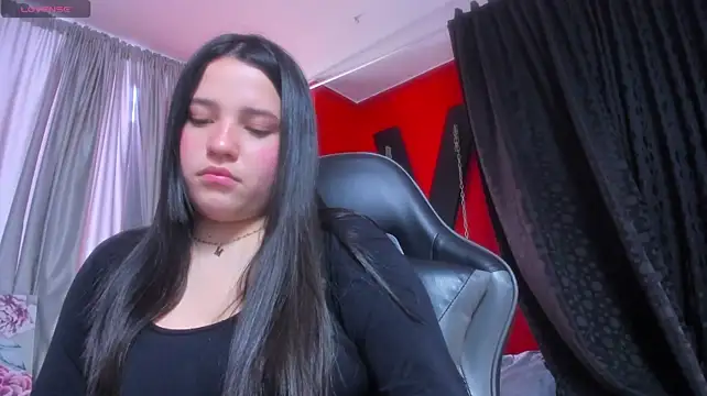 Chat XXX en directo de Julieth_Caandy