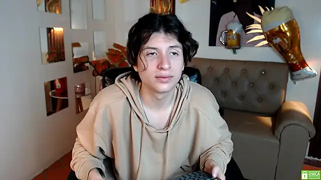 Chat XXX ao vivo de Marcoviolet