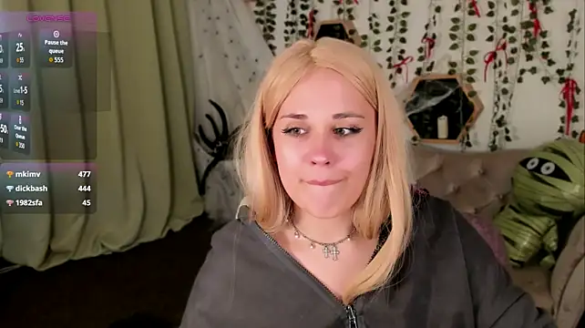Rita_Wild Adlı Modelin Canlı XXX Sohbeti