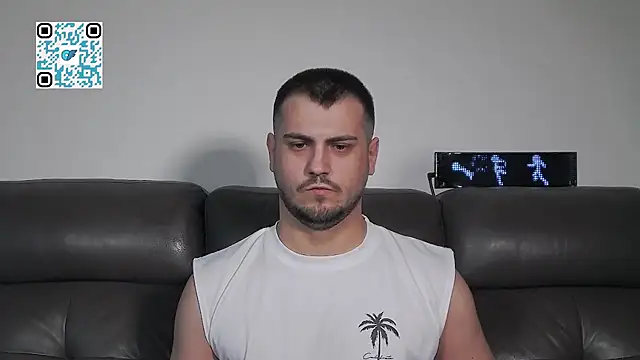 Chat +18 de CrazyDom1 ao vivo
